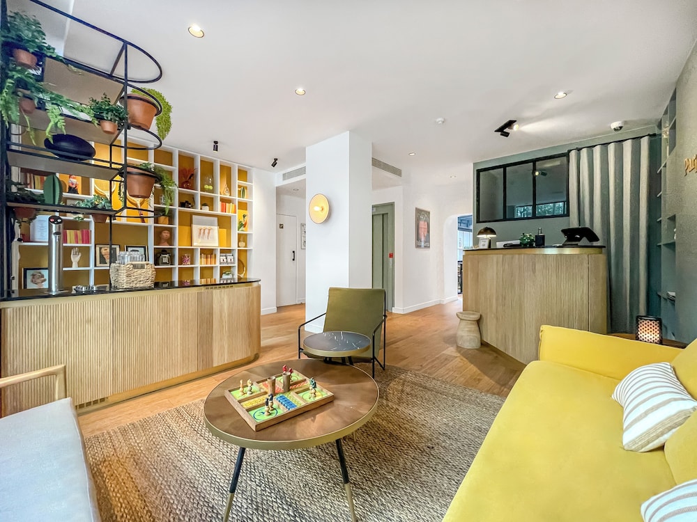 

Bologna - Le Chesnay - Parici Hôtel Boulogne Billancourt