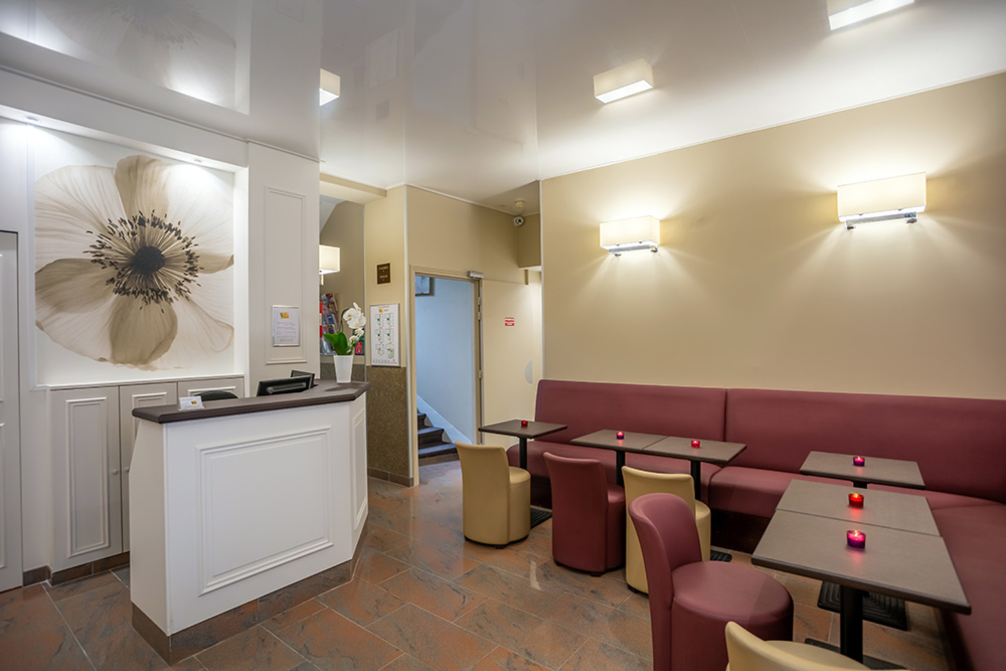 

Bari - Suresnes - Hotel Vivaldi