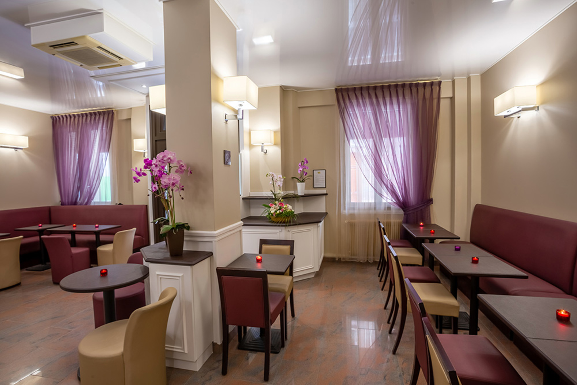 

Cagliari - Parigi - Hotel Vivaldi