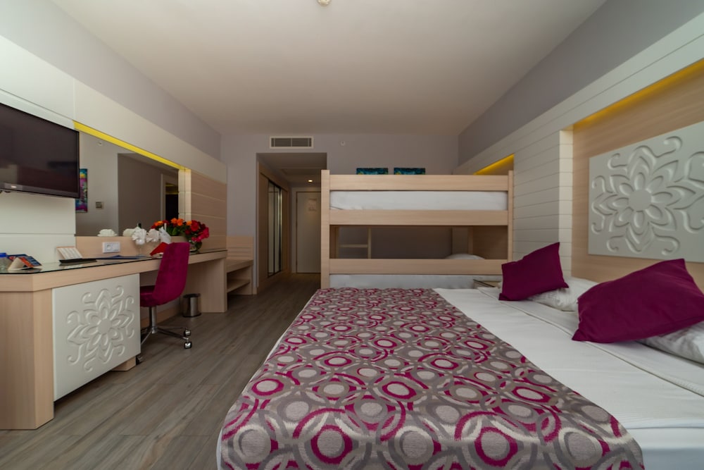 

Bologna - Kizilagac - Sunmelia Beach Resort Hotel & Spa-All Inclusive