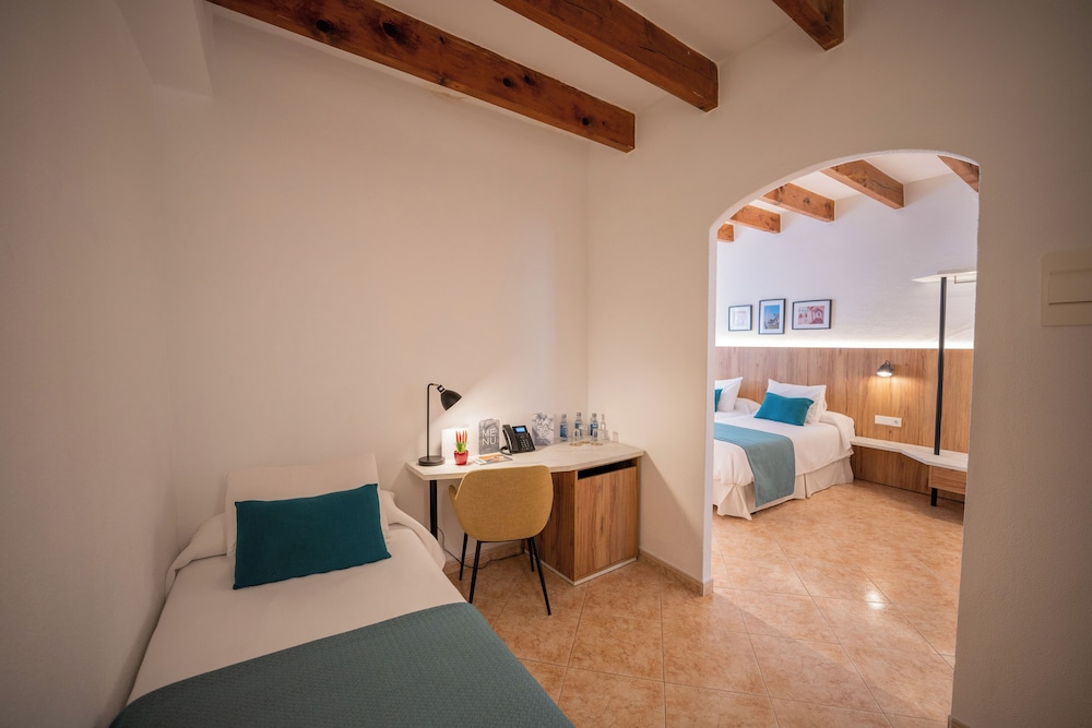 

Milano - Sa Caleta - Alfons Hotel