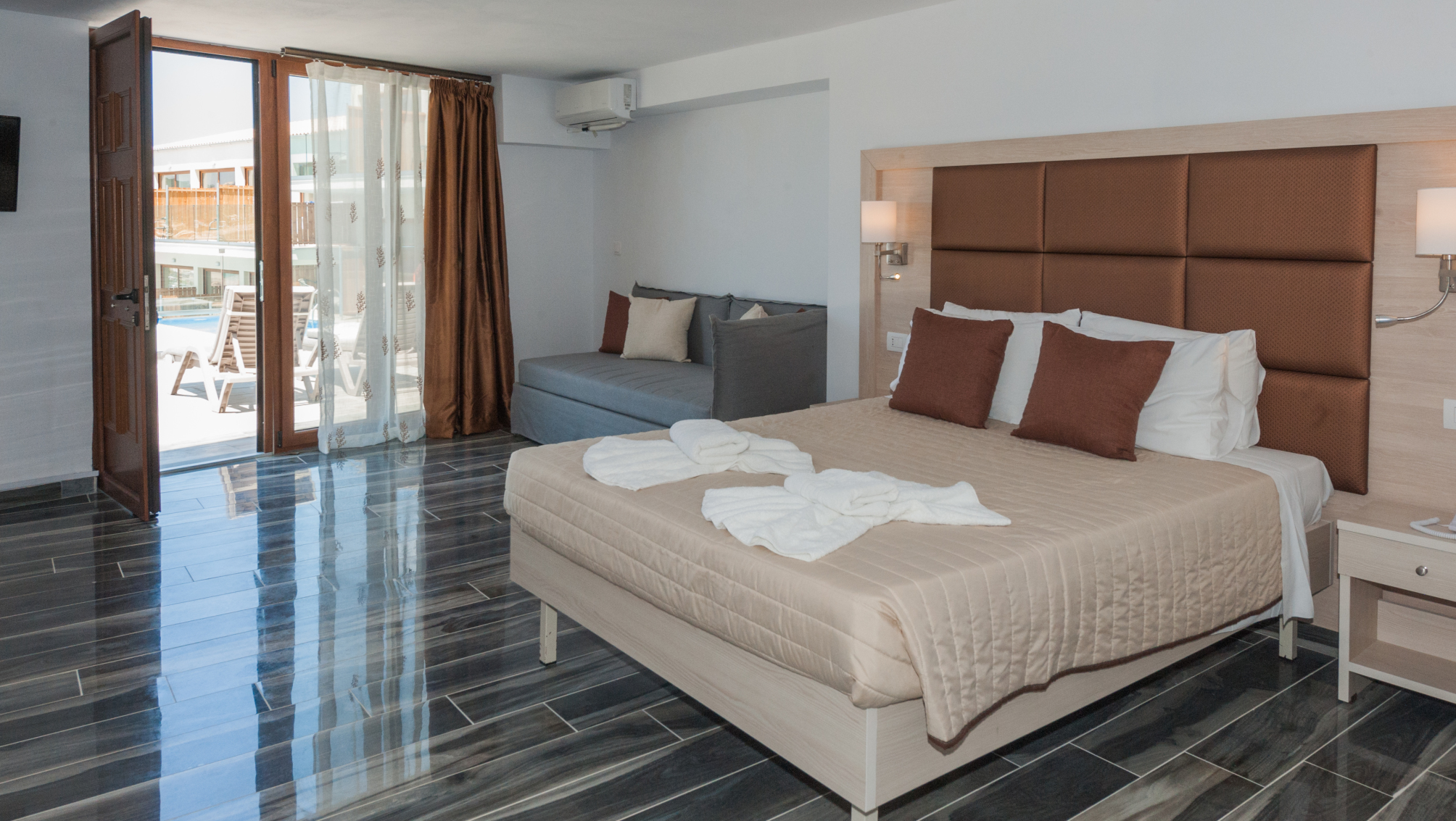 Deluxe double room with sea view