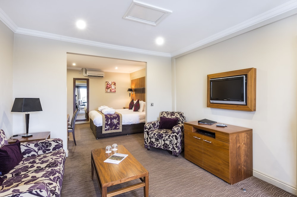 

Napoli - Cheltenham - Ramada by Wyndham Cheltenham