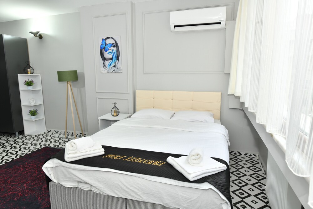 

Roma - Beyoğlu - İSTANBUL PORT HOTEL