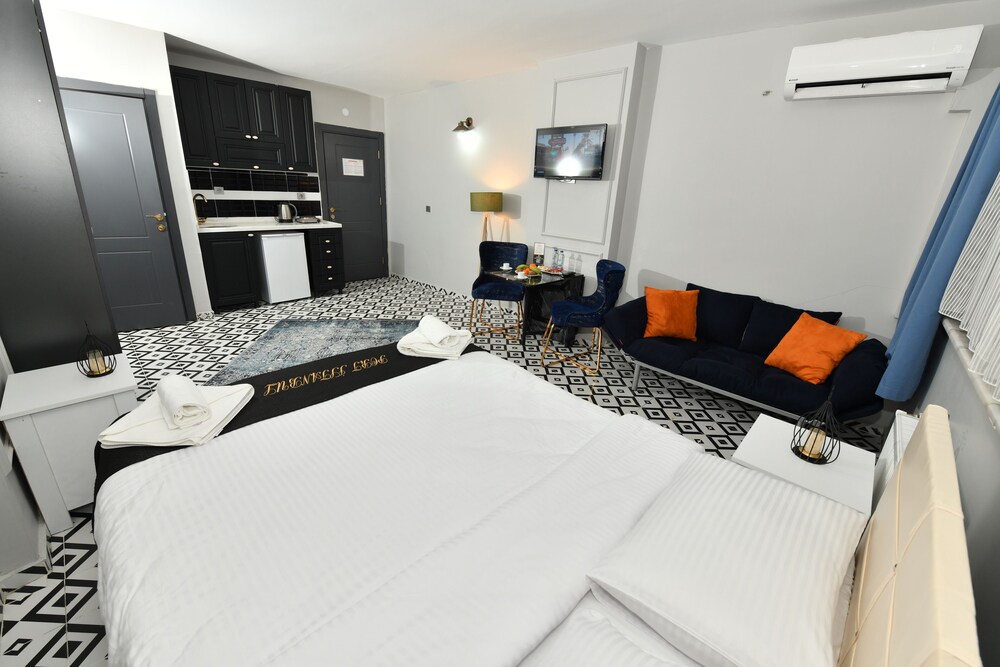 

Ancona - Istanbul - İSTANBUL PORT HOTEL