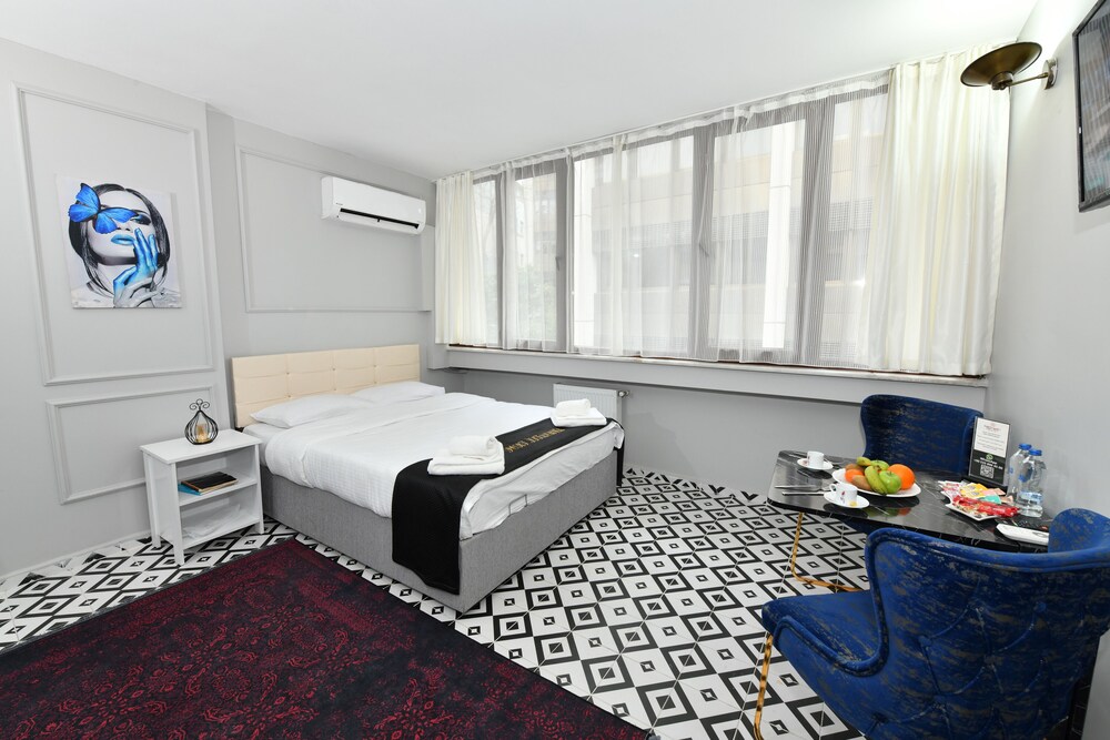 

Bologna - Istanbul - İstanbul Port Hotel