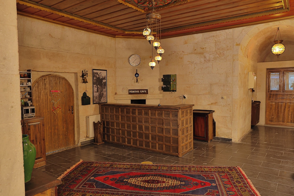 

Bologna - Ayvalı - Demisos Caves Hotel