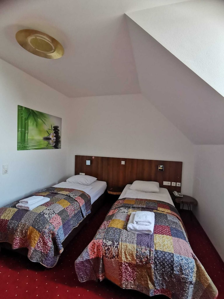 

Milano - Perchtoldsdorf - Hotel Klimt