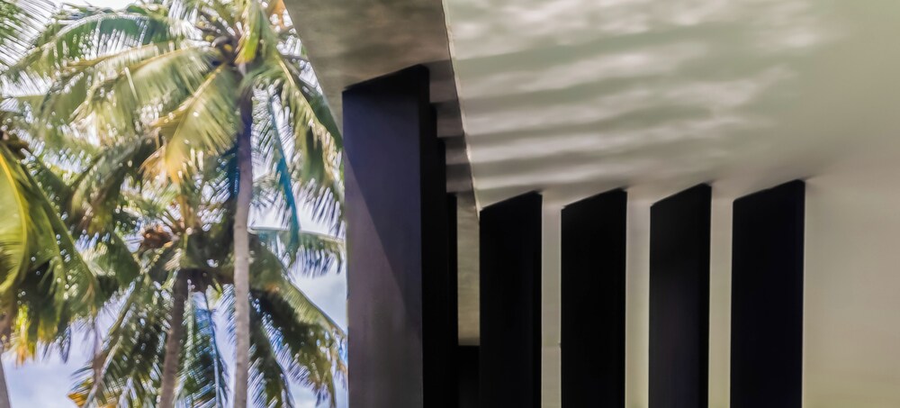 

Roma - Tanjung - The Lombok Lodge Suites & Private Villas