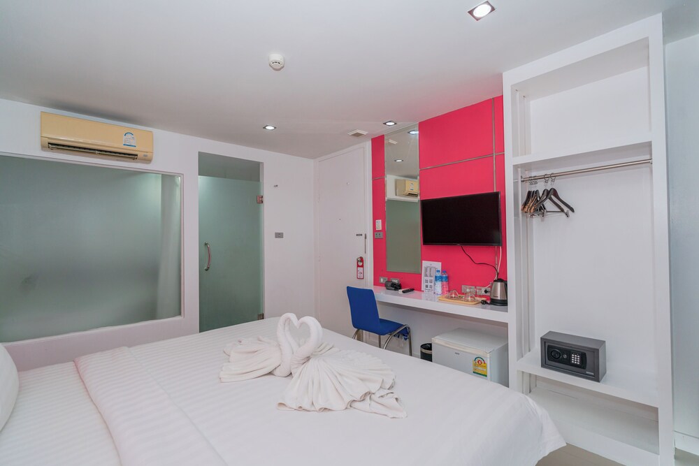 

Catania - Karon Beach - Patong Diamond Hotel