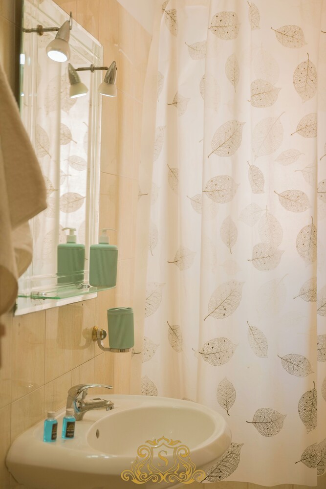 

Milano - Durrës - Sorrente Hotel