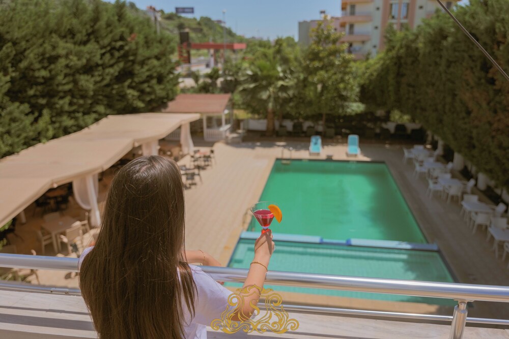 

Milano - Golem - Sorrente Hotel