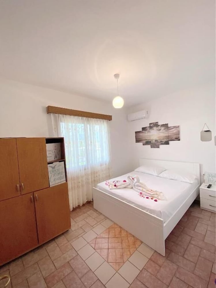 

Napoli - Valona - Arlinds Apartaments