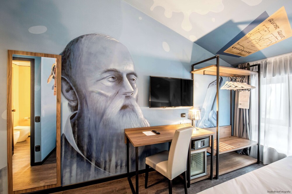 

Milano - Verona - Muraless Art Hotel - WorldHotels Crafted