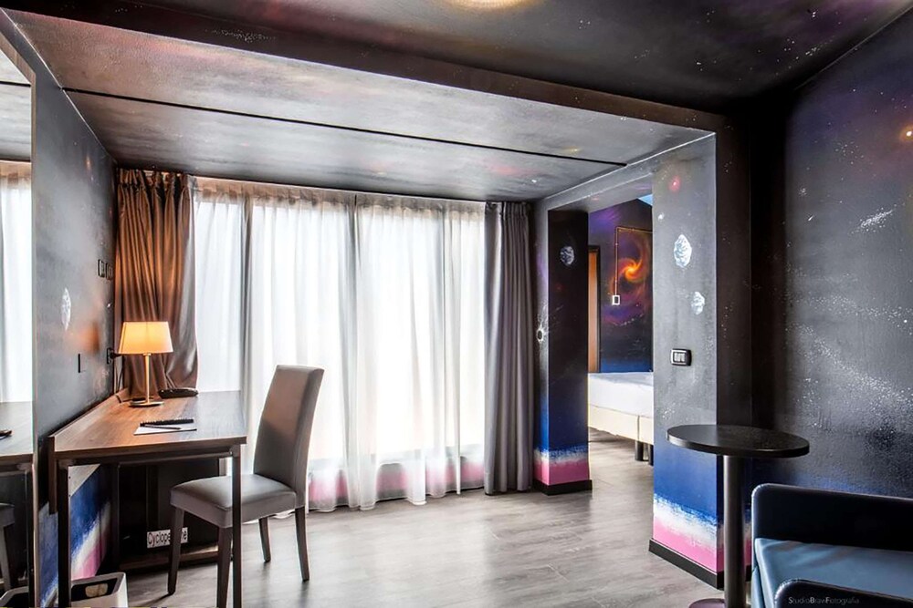 

Salerno - Verona - Muraless Art Hotel - WorldHotels Crafted