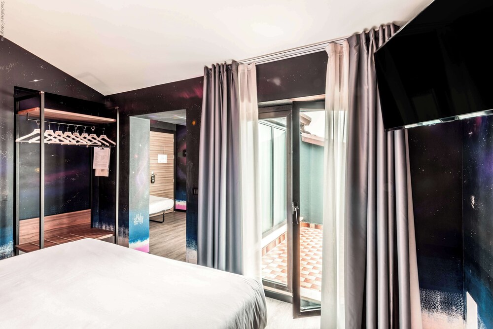 

Lamezia Terme - Verona - Muraless Art Hotel - WorldHotels Crafted
