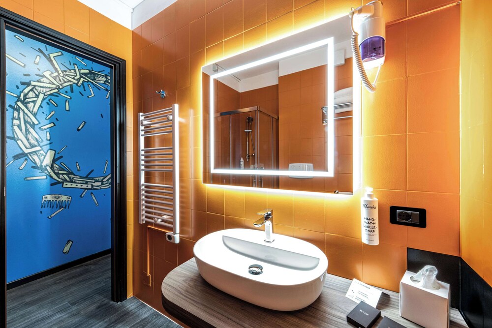 

Salerno - Verona - Muraless Art Hotel - WorldHotels Crafted