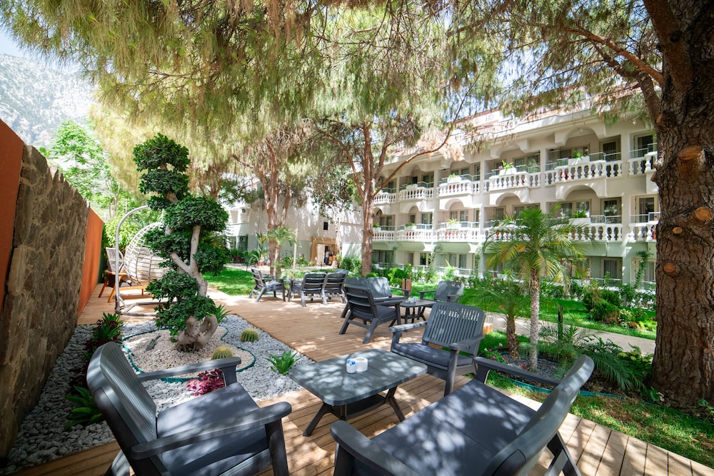

Torino - Konyaalti - Rose Garden Premium Hotel