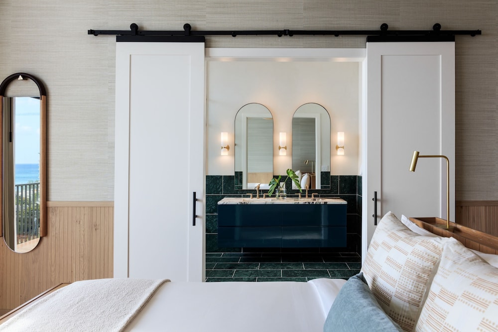 

Milano - West Bay - Hotel Indigo Grand Cayman