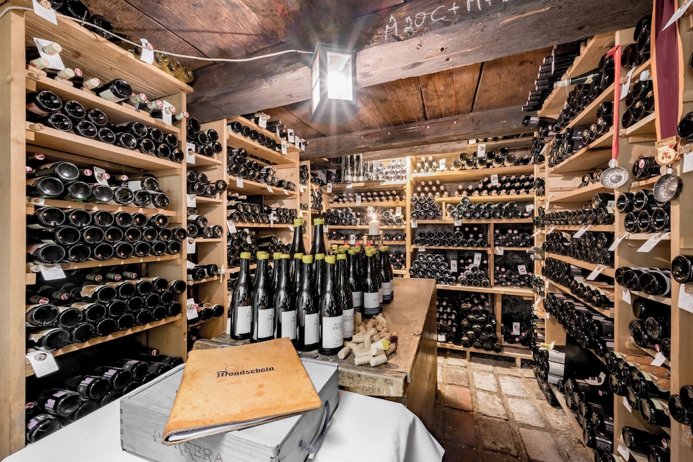 

Bologna - St Anton - Hotel Mondschein