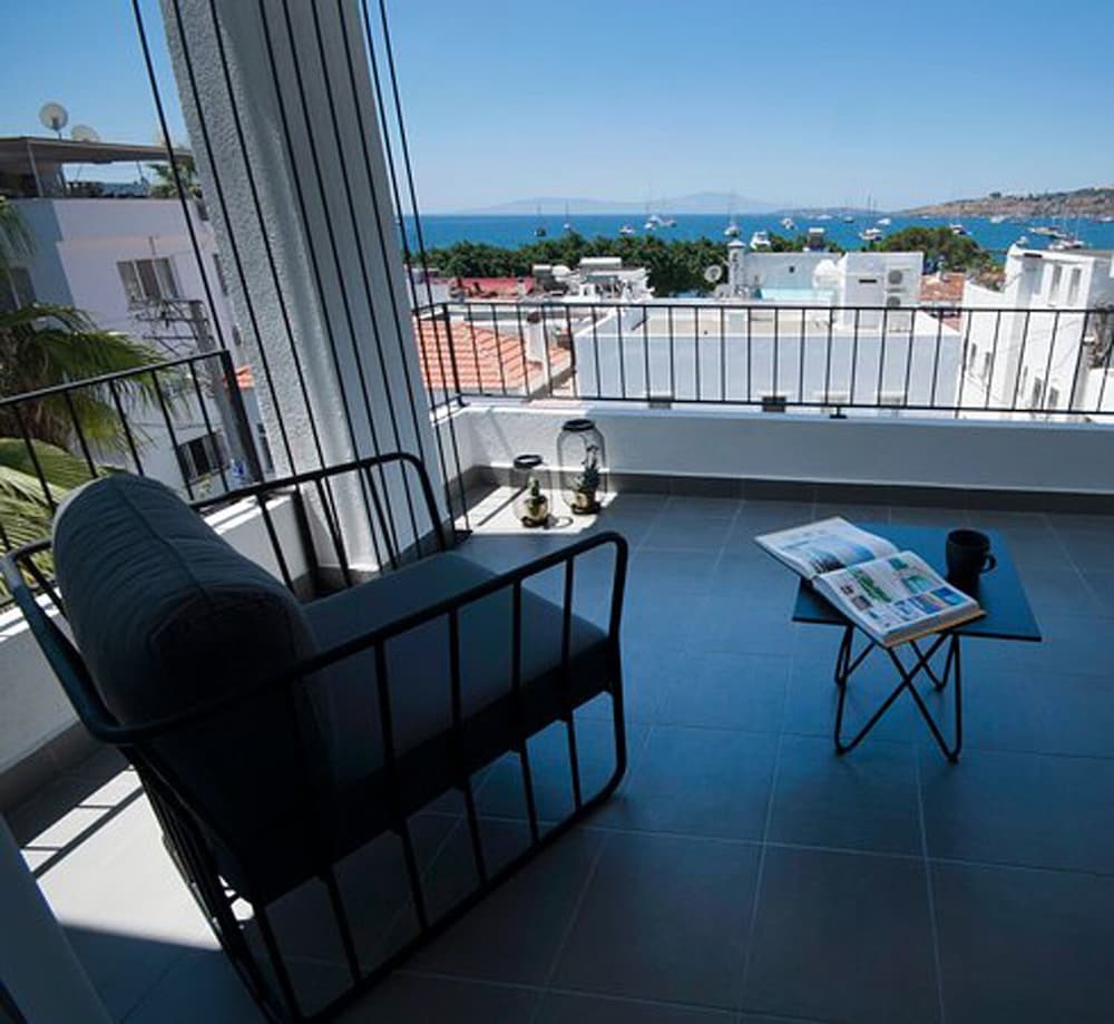 

Bologna - Gumbet - Smart City Bodrum Hotel