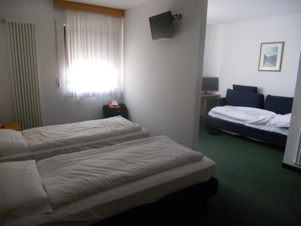 

Reggio Calabria - Moena - Hotel El Laresh