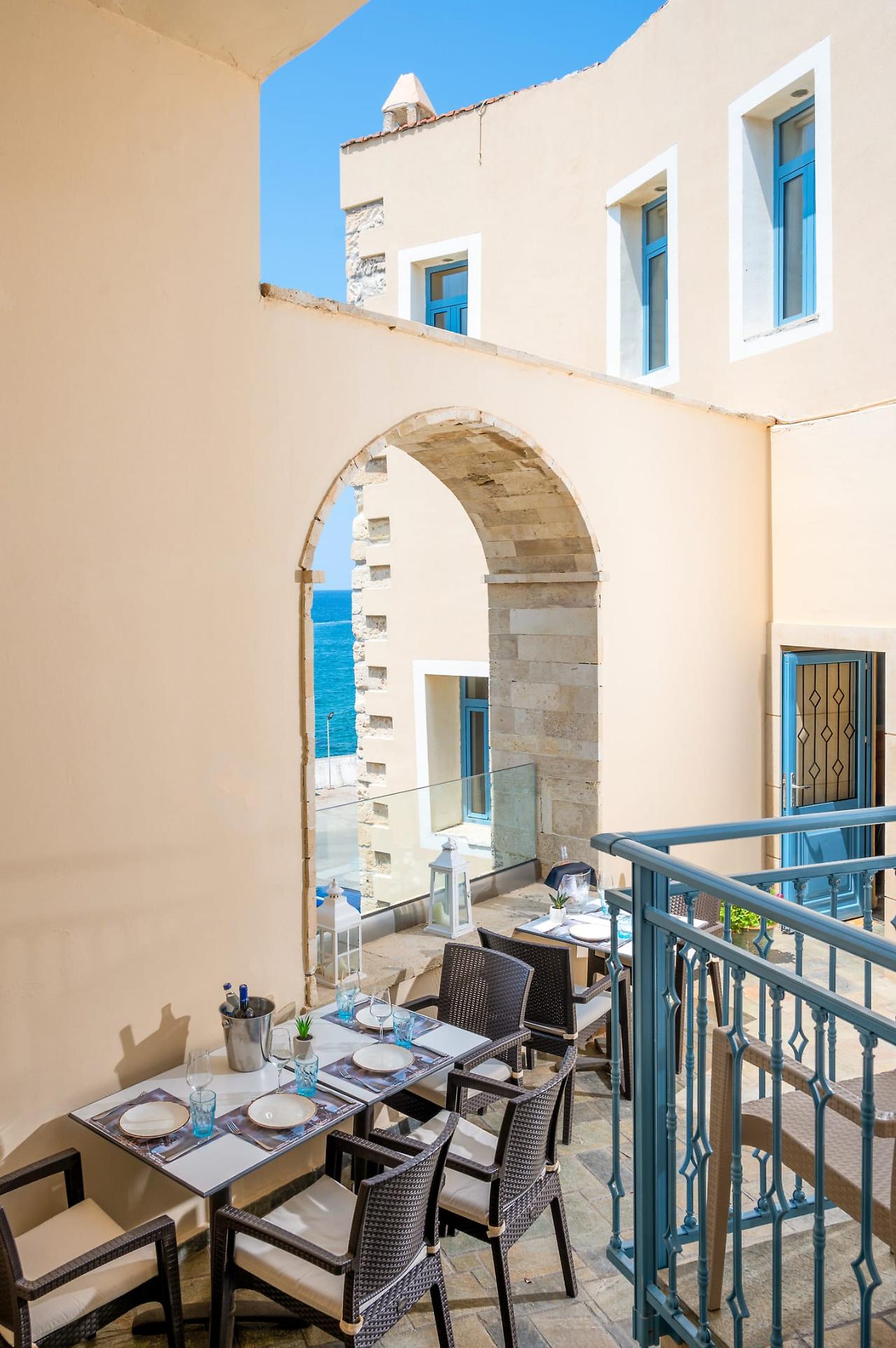 

Bologna - Skaleta - Captain's House Hotel Suites & Apartments