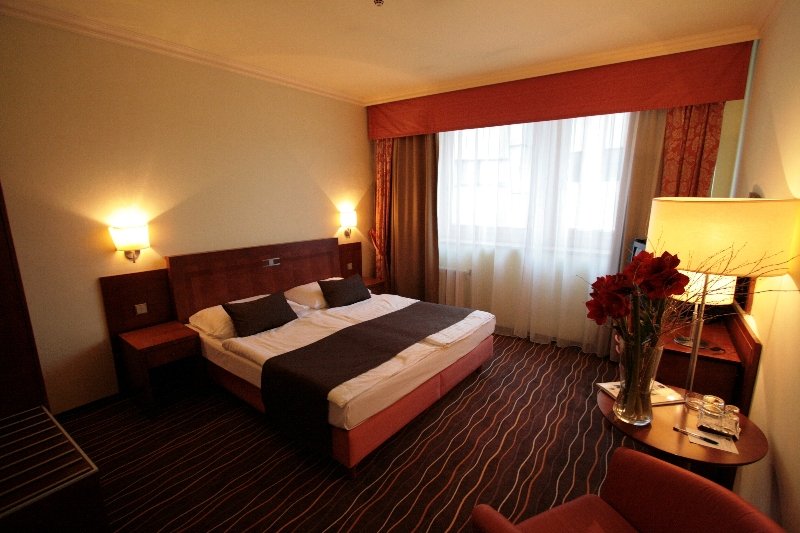 

Pisa - Zdiby - Luxury Family Hotel Bílá Labuť