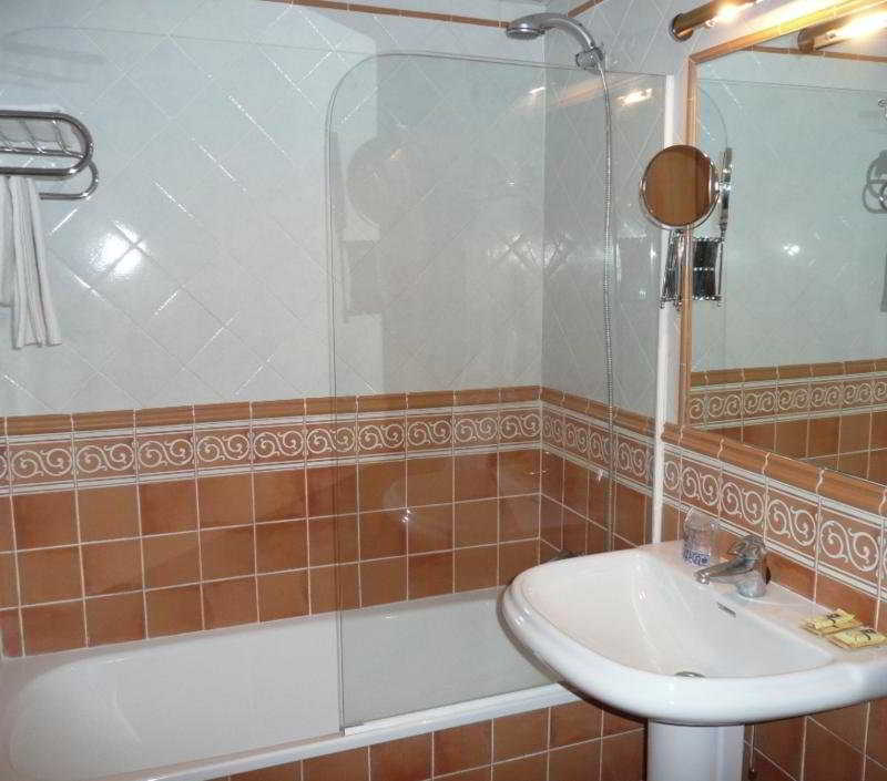 

Roma - Puerto Banus - Hotel Doña Catalina