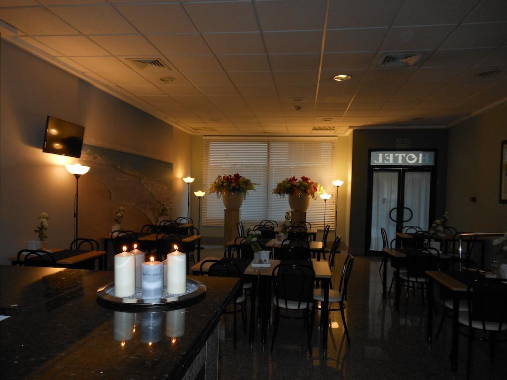 

Palermo - Puerto Banus - Hotel Doña Catalina