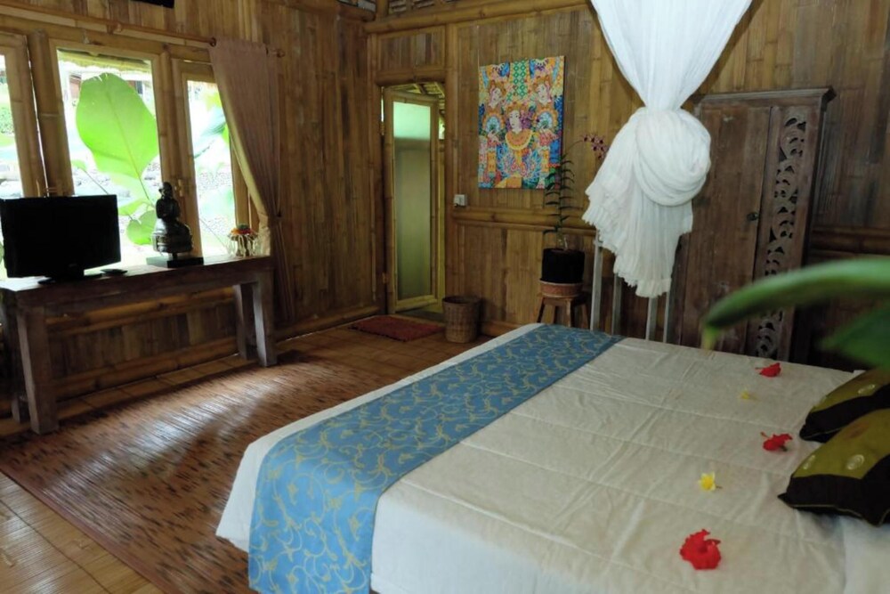 Tabanan - Puri Taman Sari Resort