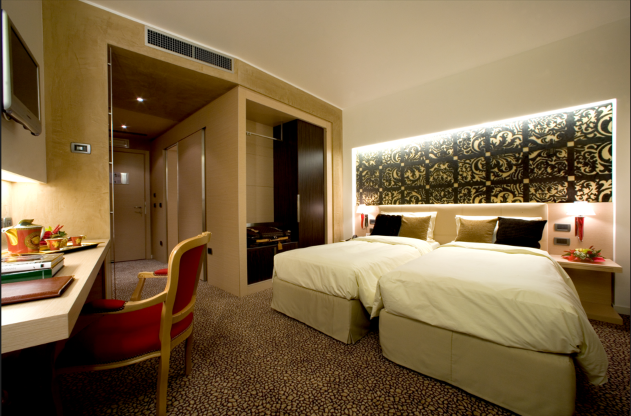 

Napoli - Preganziol - Antony Palace Hotel - Venice Airport