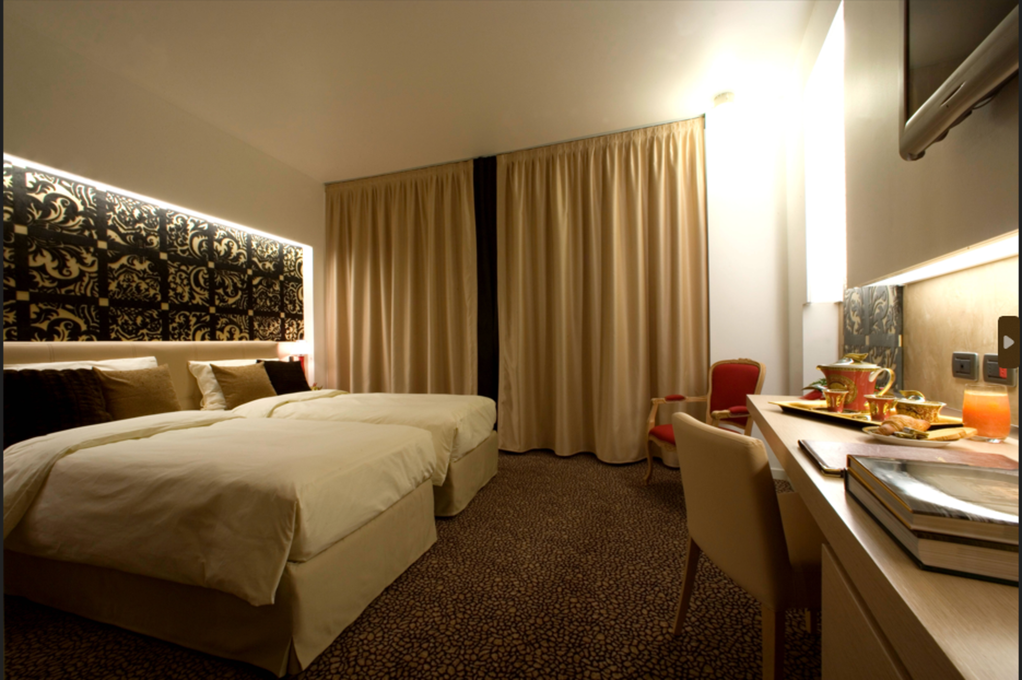 

Catania - Preganziol - Antony Palace Hotel - Venice Airport