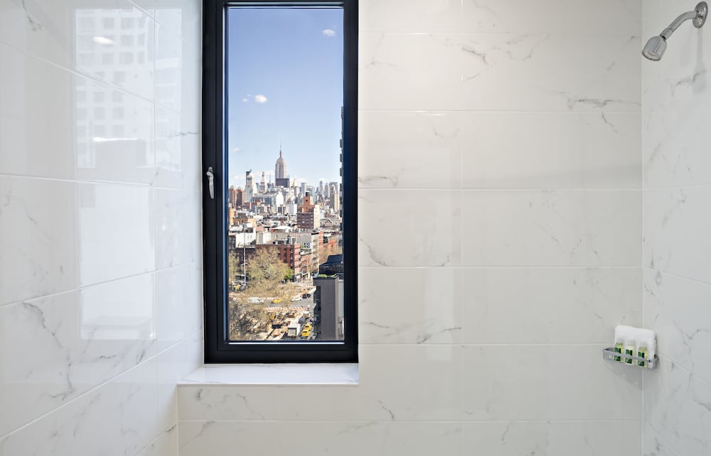 

Verona - Brooklyn (NY) - Orchard Street Hotel
