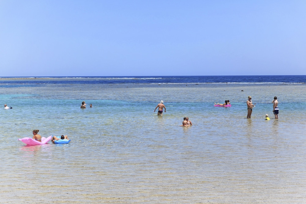 

Catania - El Quseir, Mar Rosso - Pensee Royal Garden Beach Resort