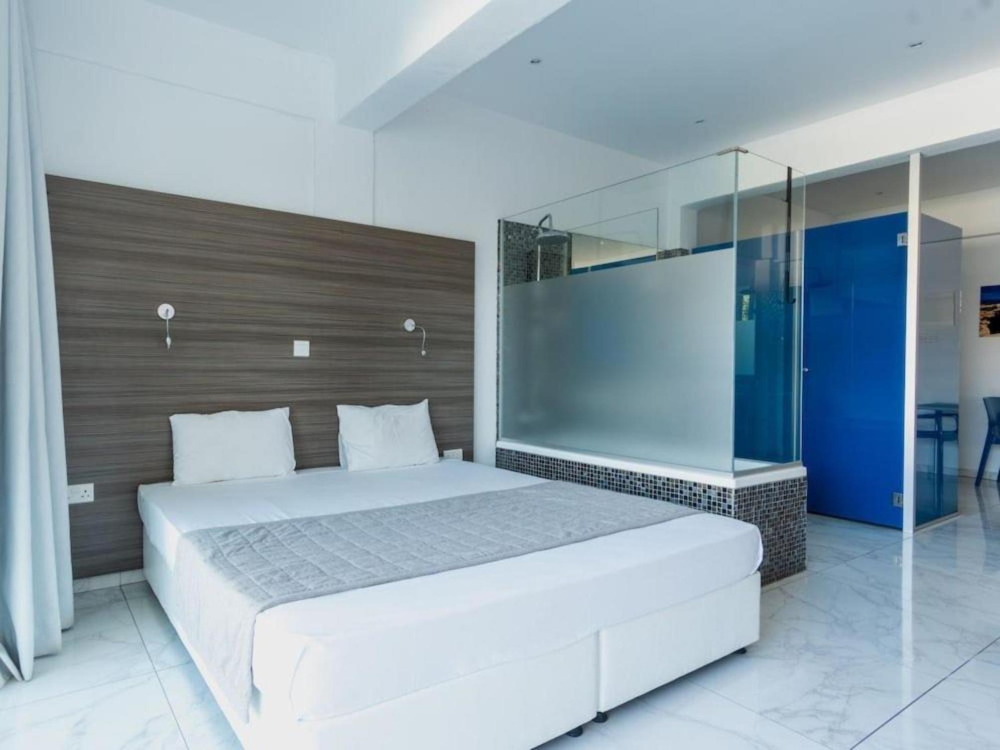 

Napoli - Ayia Napa - Rio Gardens Aparthotel