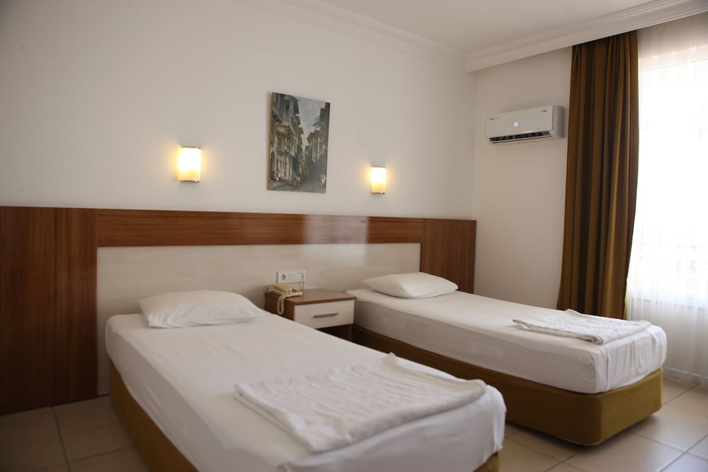 

Verona - Konaklı - Kleopatra Miray Hotel