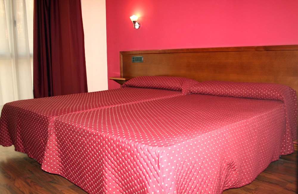Cangas de Onís - Hotel Virgen de Covadonga