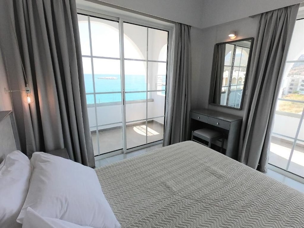 

Verona - Apérion - ALOS SUITES