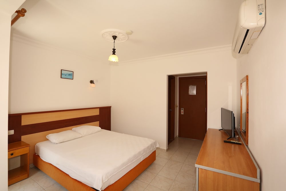 

Roma - Ovacik - The Tower Hotel