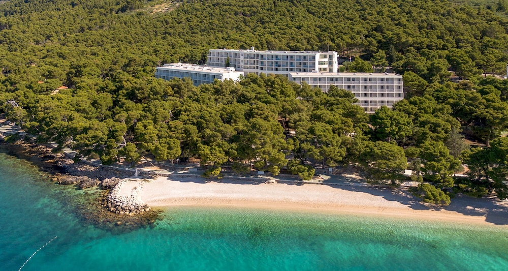 

Milano - Promajna - Bluesun Hotel Marina