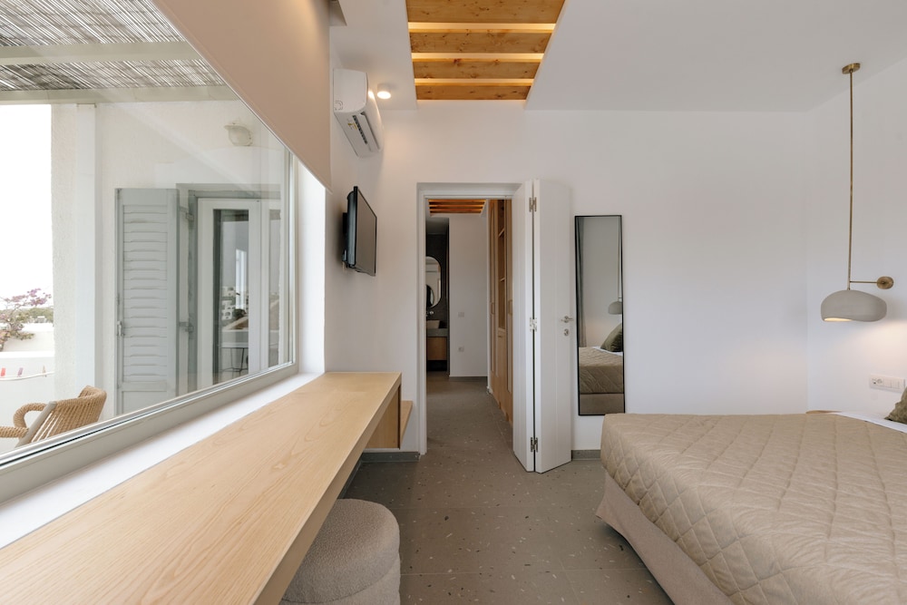 

Roma - Logaras - Pnoi Hotel