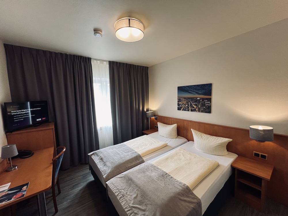 

Verona - Francoforte sul Meno - Hotel Niederräder Hof