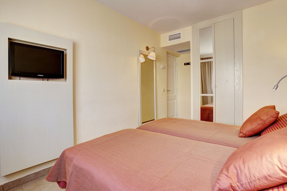 

Bologna - Cala en Blanes - Grupotel Tamariscos