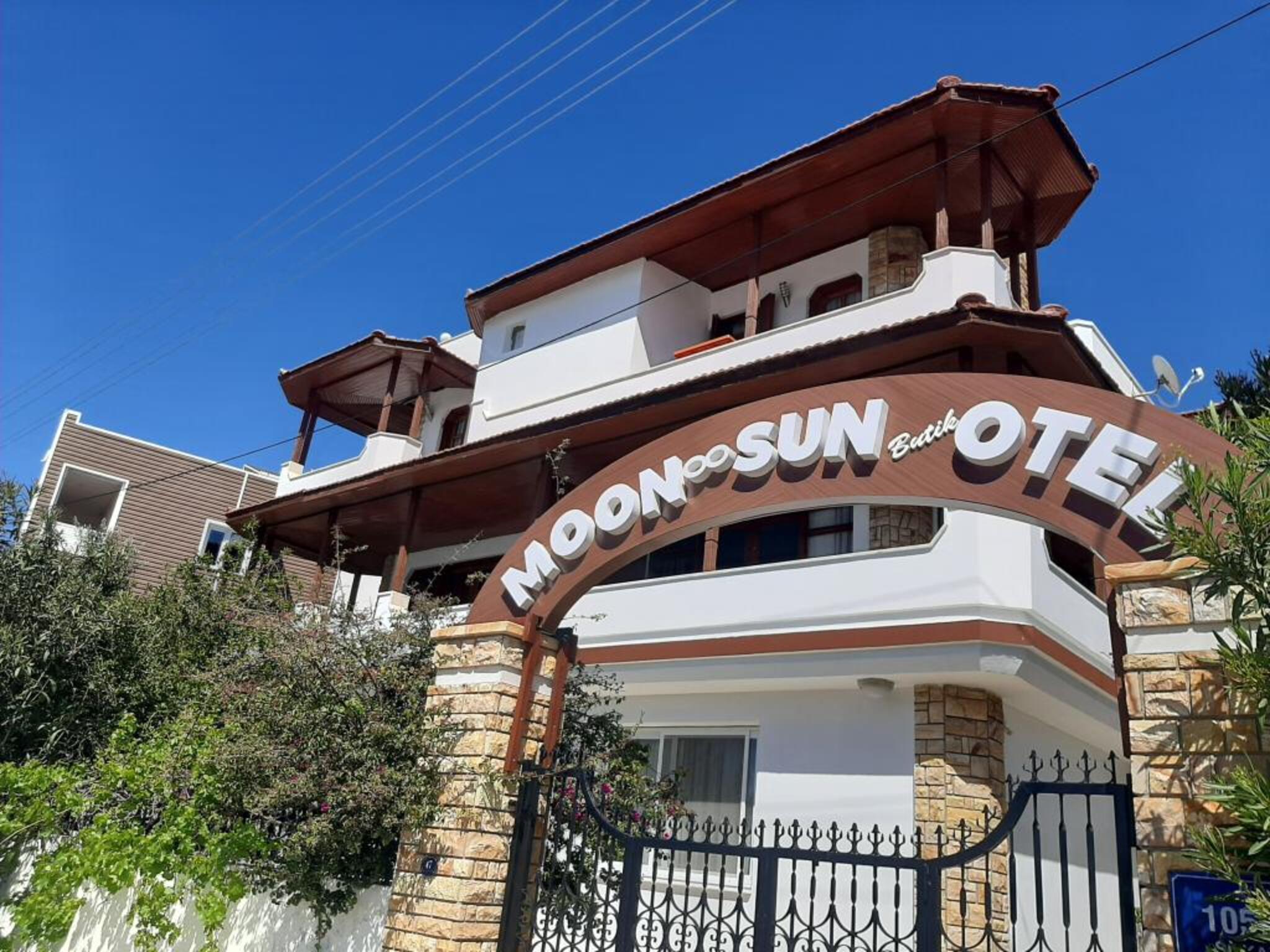 

Roma - Seferihisar - Moon & Sun Hotel