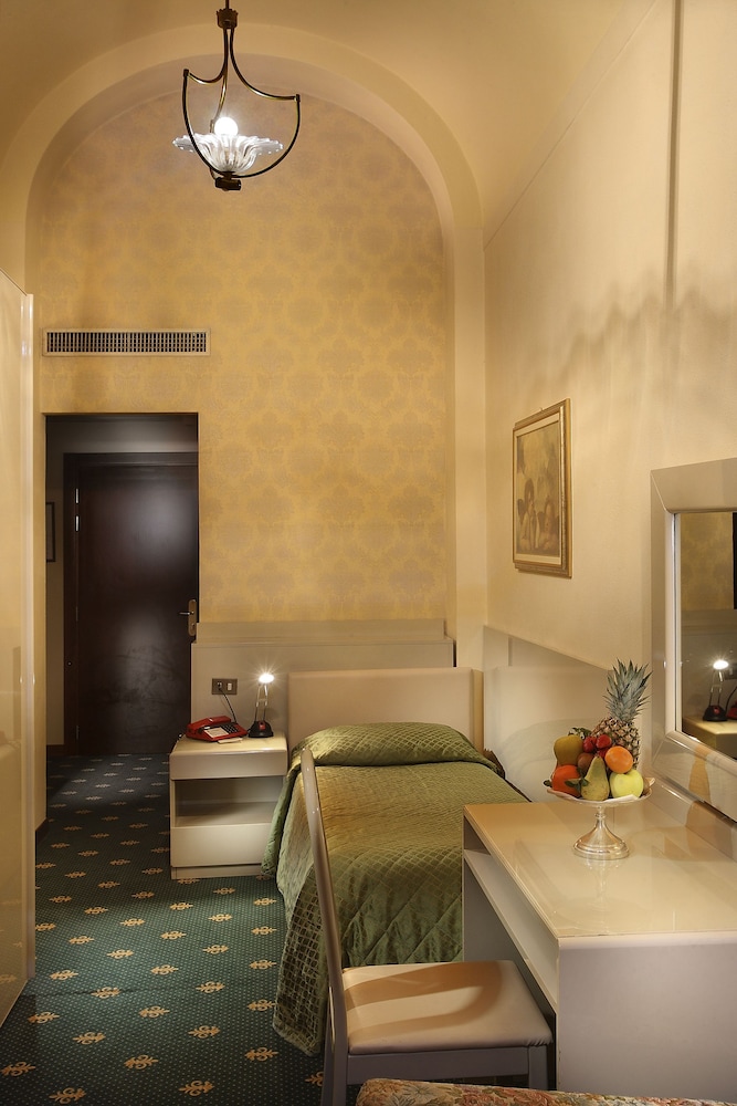 

Venezia - Montecarlo - Grand Hotel Plaza & Locanda Maggiore