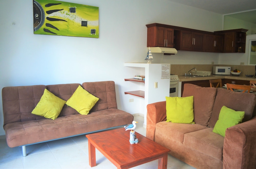 

Milano - Puerto Morelos - Corales Suites