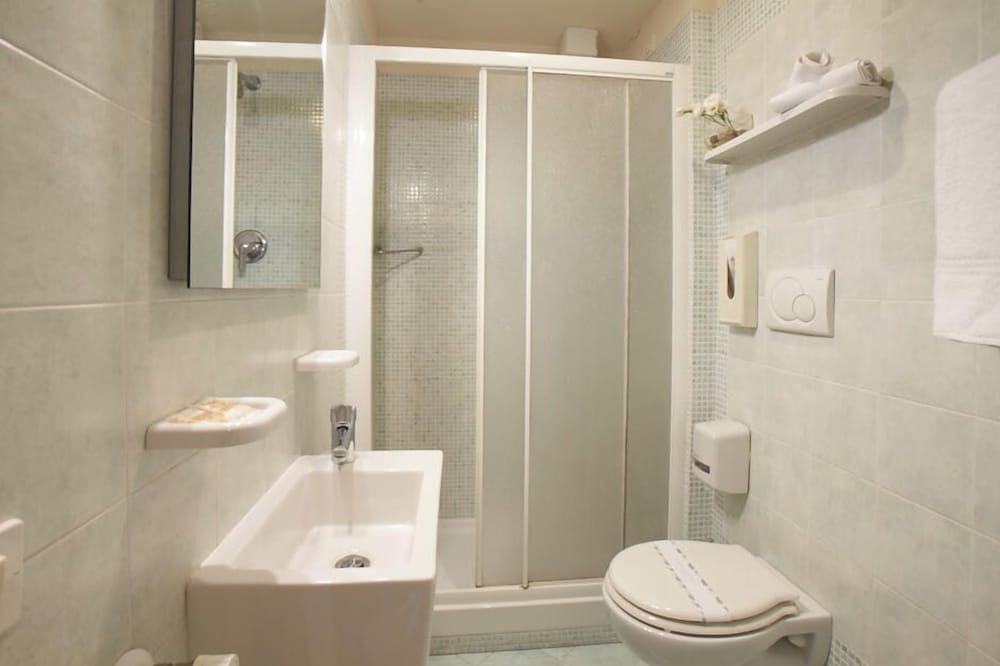 

Milano - Pistoia - Hotel Lago Verde