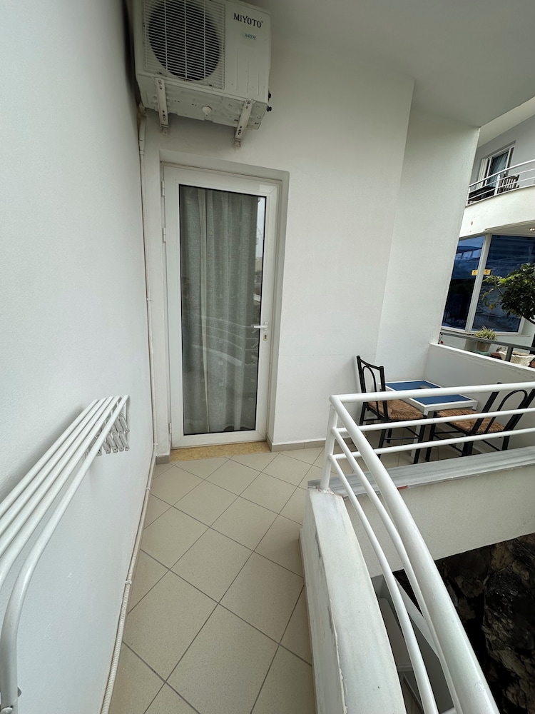 

Napoli - Riviera Albanese - Hotel Oskar