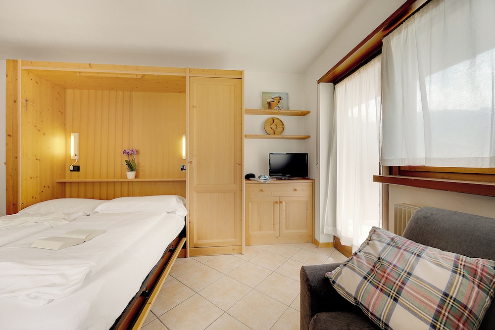 

Bari - Ziano di Fiemme - Aparthotel Majestic
